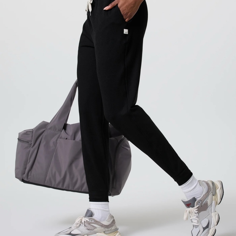VUORI Performance Jogger - Black Heather - L